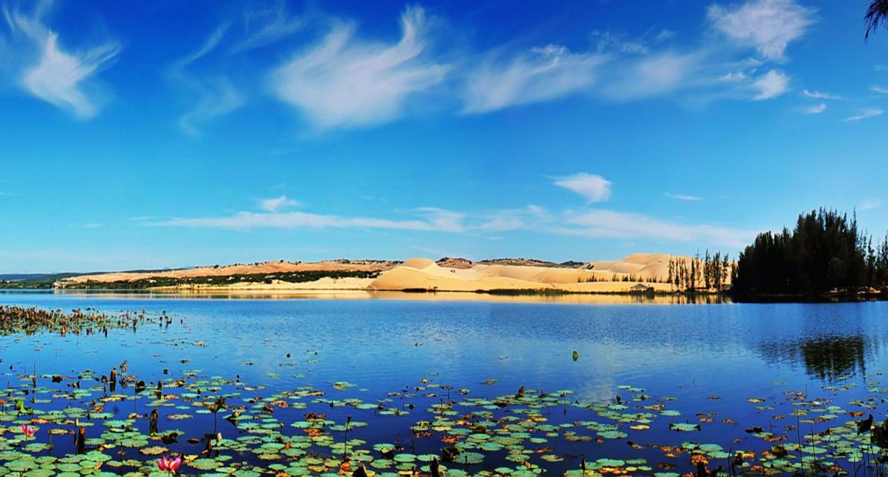 Du lịch Bàu trawsng