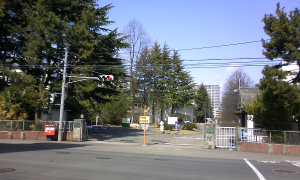 Trường đáp ứng đầy đủ cơ sở vật chất của sinh viên